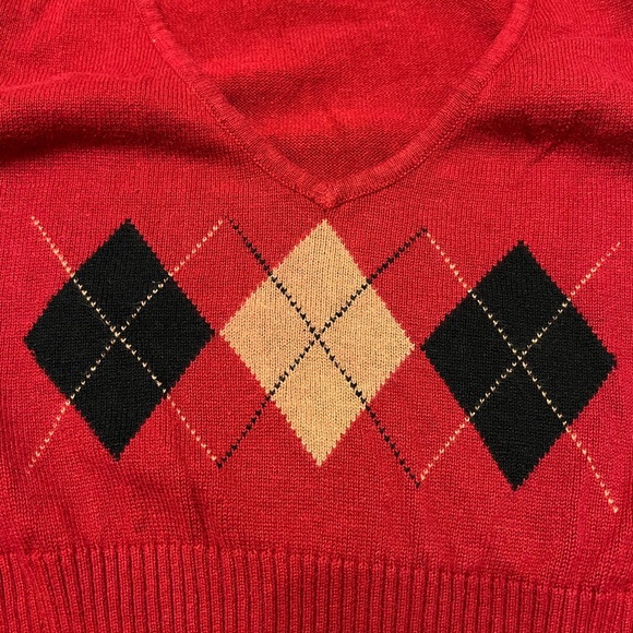 Sweater Vest Red Large - Picture 2 of 5